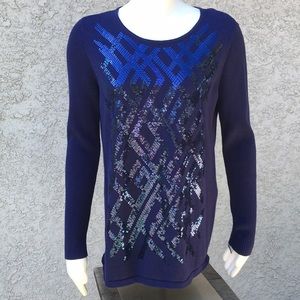 Navy knit sweater with sequins